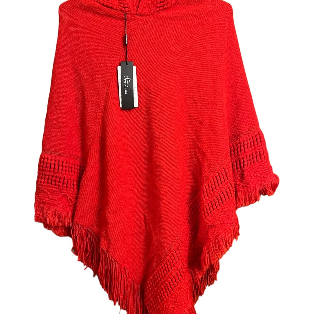 Ferand, Red Cable Knit Poncho